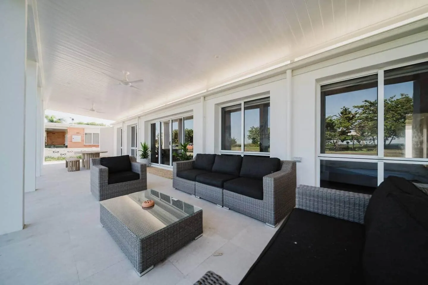 Semesterbostad Perfection In Pallarenda With Pool & Studio Apt