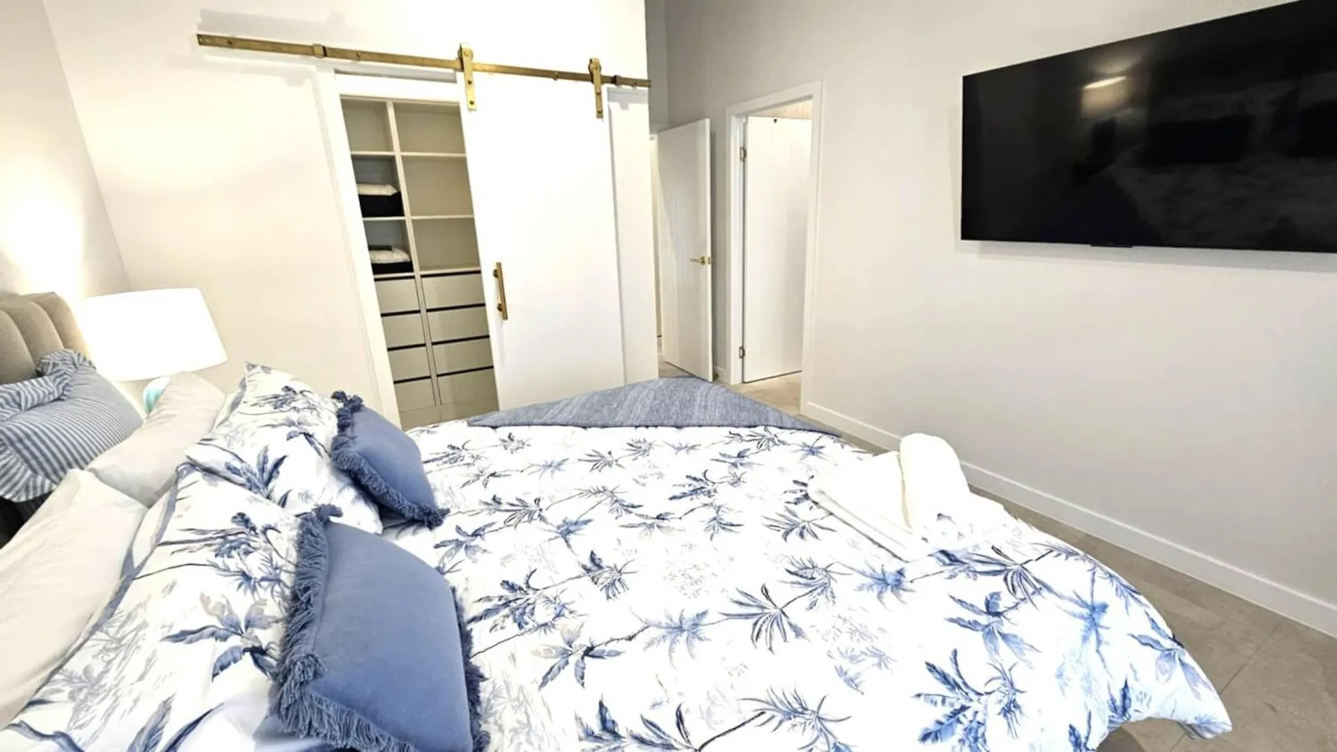 Perfection In Pallarenda With Pool & Studio Apt 度假居