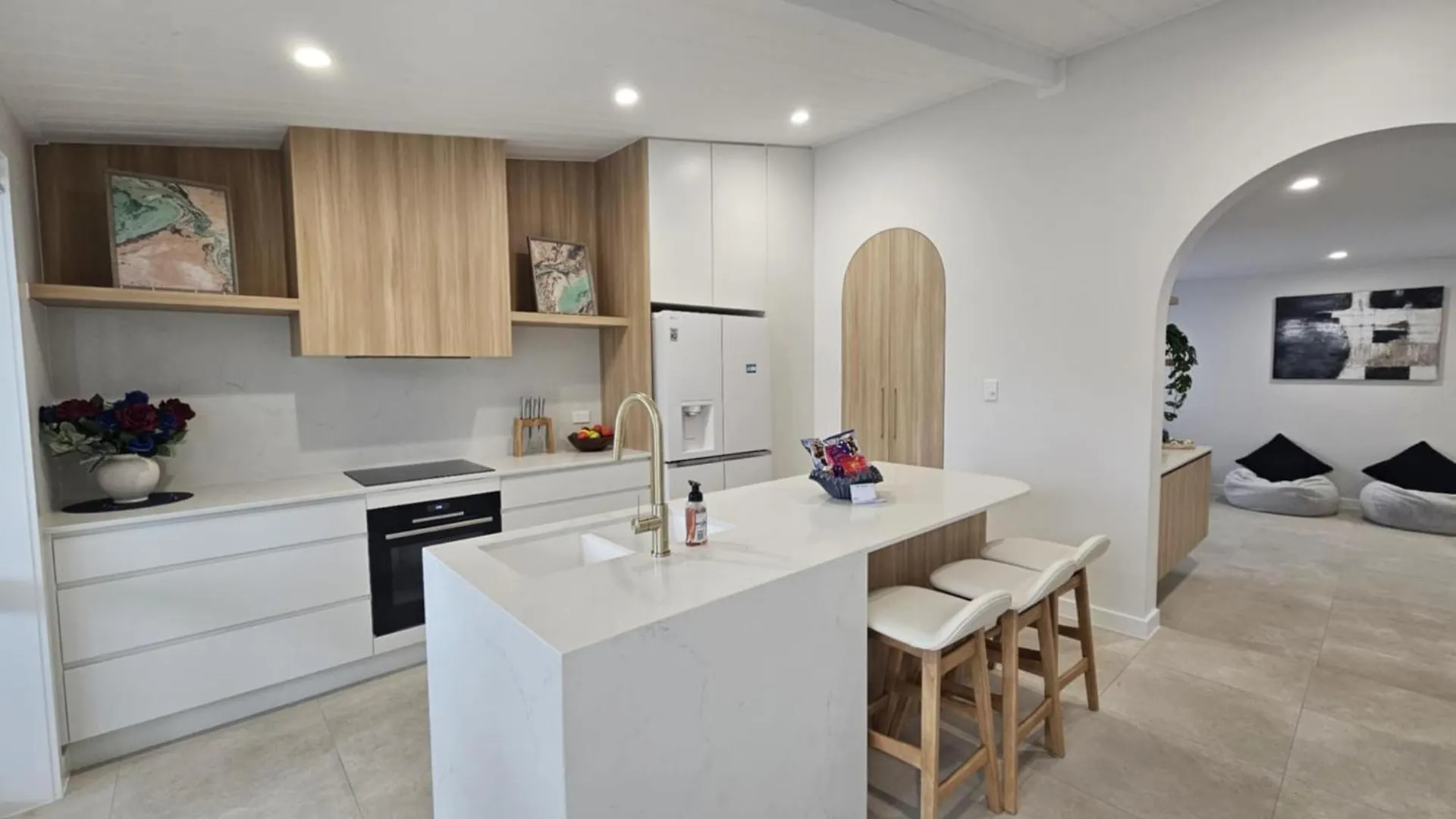 Perfection In Pallarenda With Pool & Studio Apt